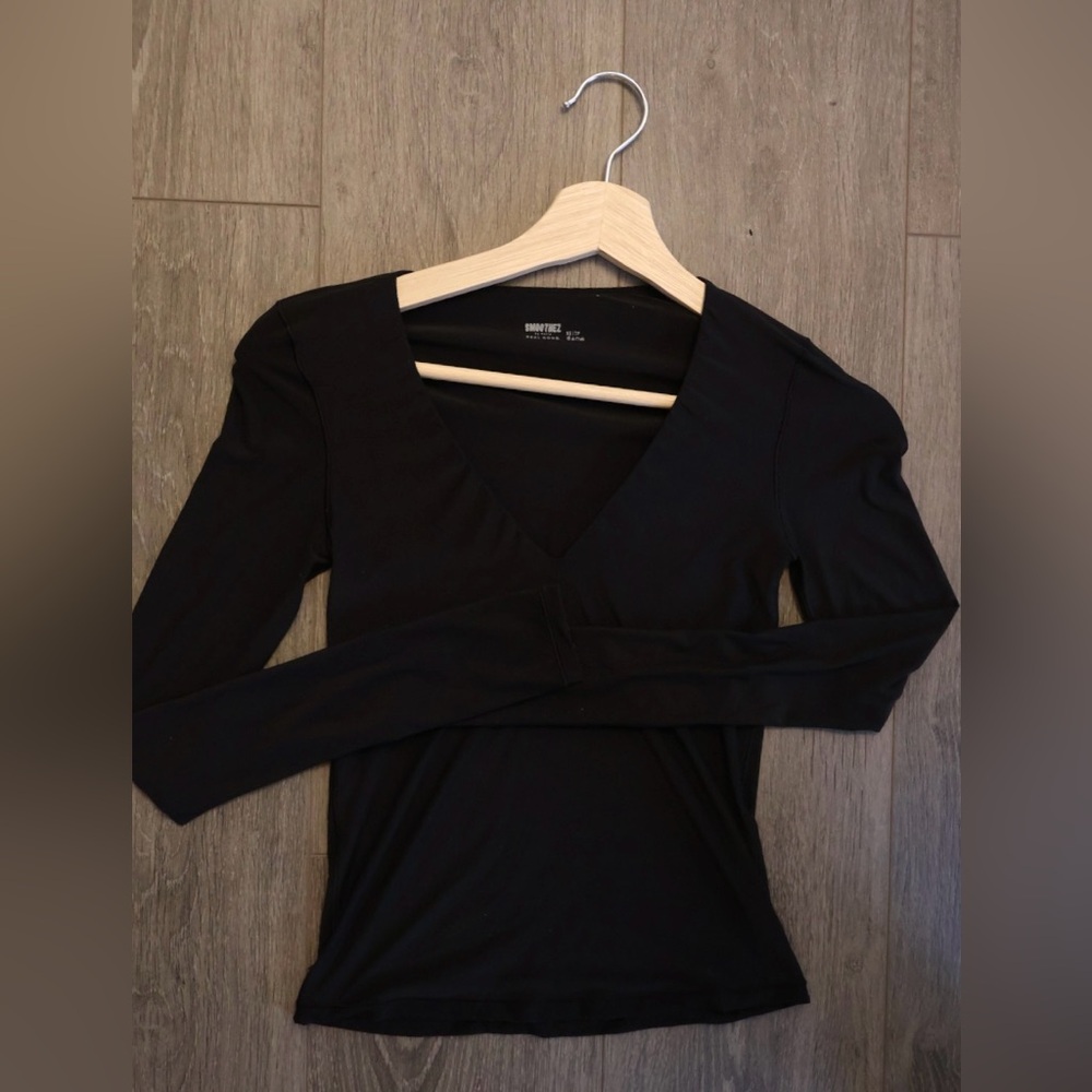 Aerie Smoothez Long Sleeve V Neck